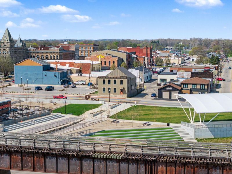 114 E Water Street, Piqua, OH 45356 Photo 2