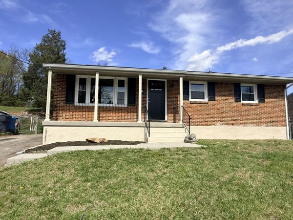 3213 Forest Park BLVD NW, Roanoke, VA 24017