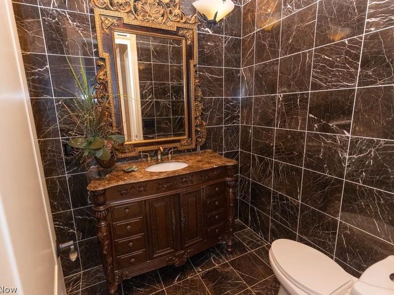 3600 Oxford Circle, Westlake, OH 44145 Photo 21