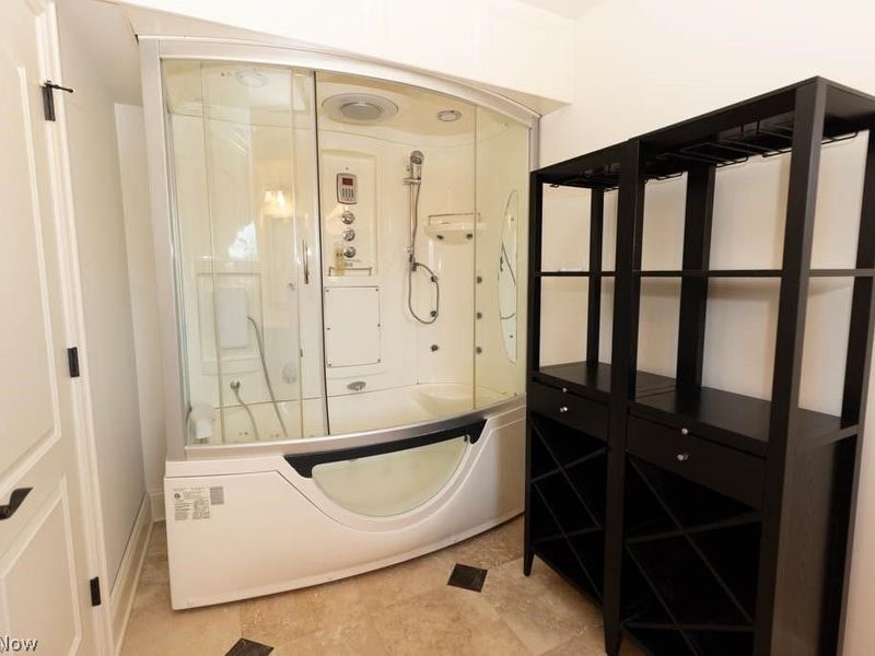 3600 Oxford Circle, Westlake, OH 44145 Photo 24