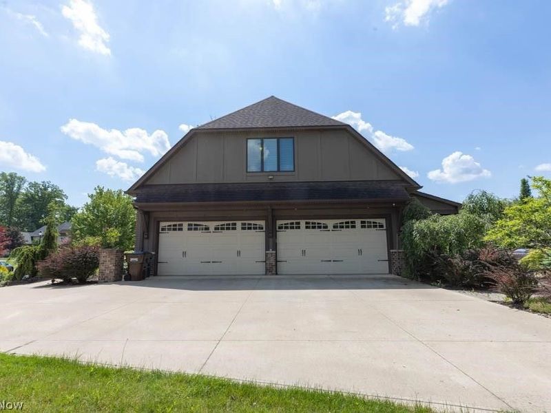 3600 Oxford Circle, Westlake, OH 44145 Photo 4