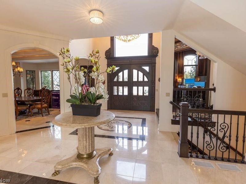 3600 Oxford Circle, Westlake, OH 44145 Photo 5