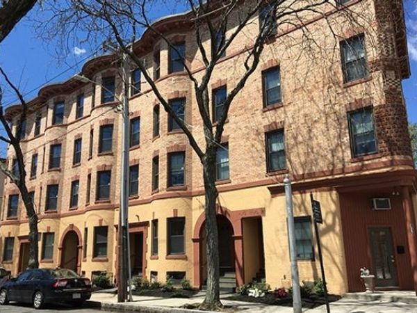 116 Willow St, Unit 04, Cambridge, MA 02141