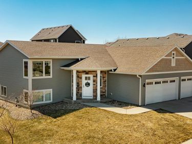 561 Verwood Lane NE, Byron, MN 55920