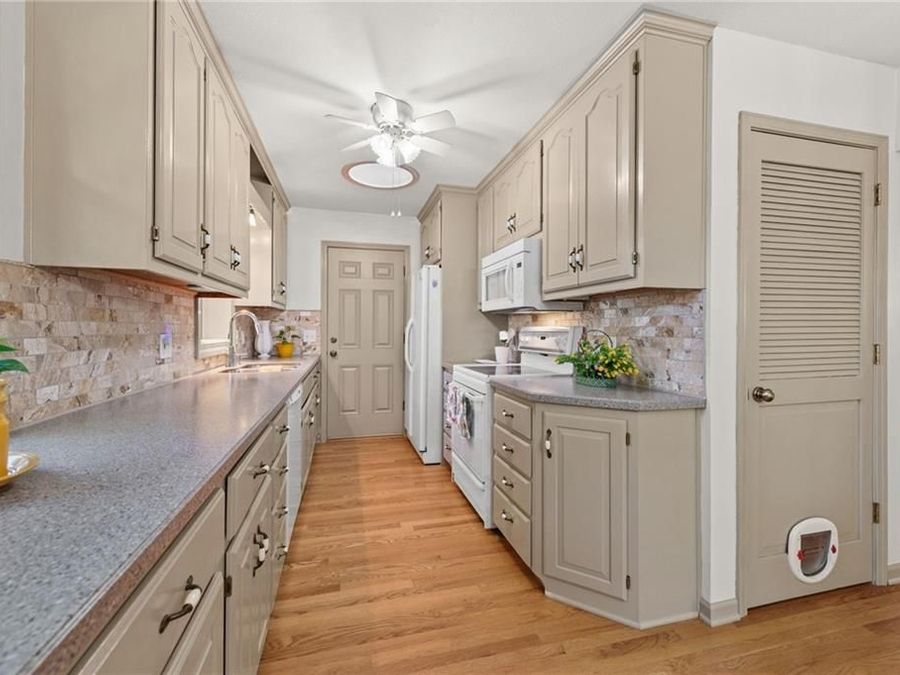 Property Image 16