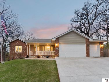 1401 Beaver Lake Boulevard, Plattsmouth, NE 68048