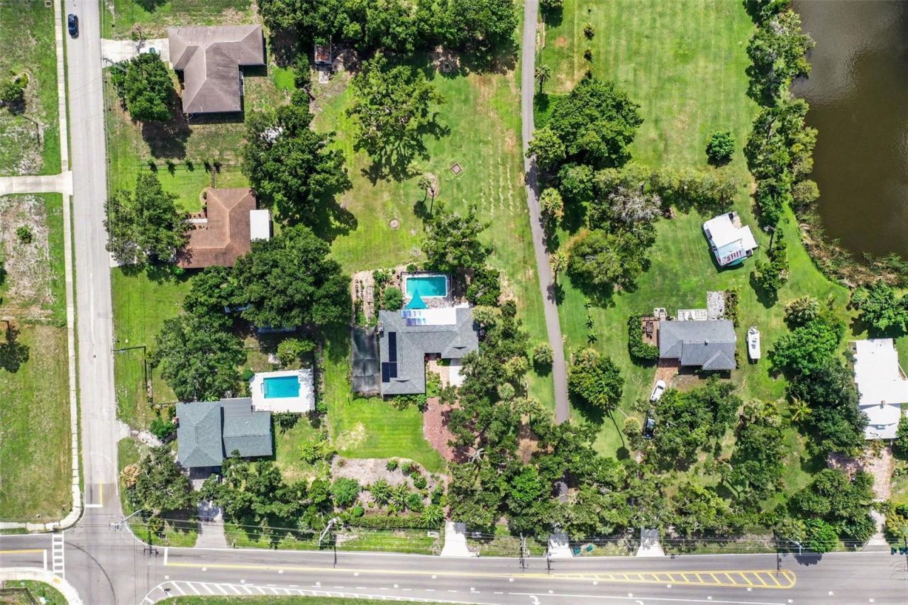 1713 14th Avenue W, Palmetto, FL 34221 Photo
