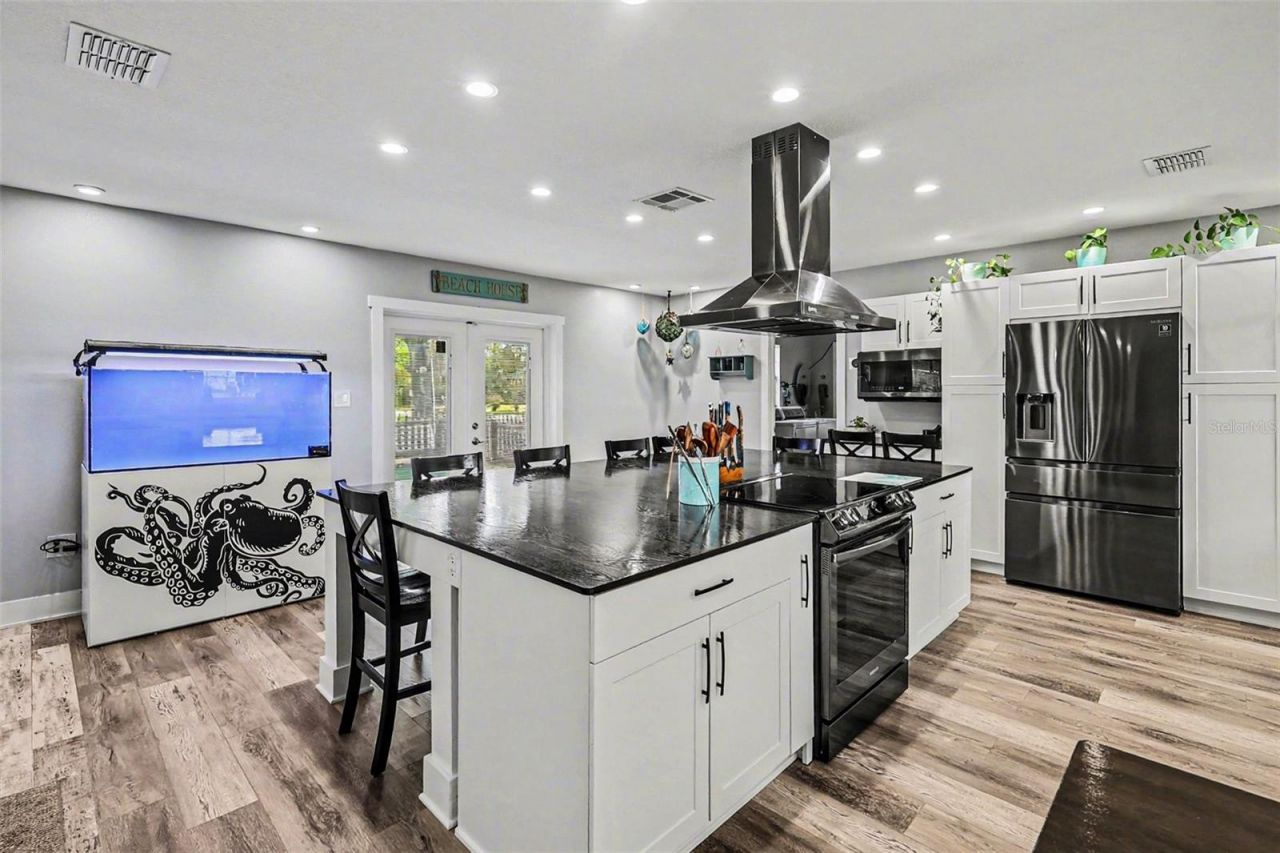 1713 14th Avenue W, Palmetto, FL 34221 Photo
