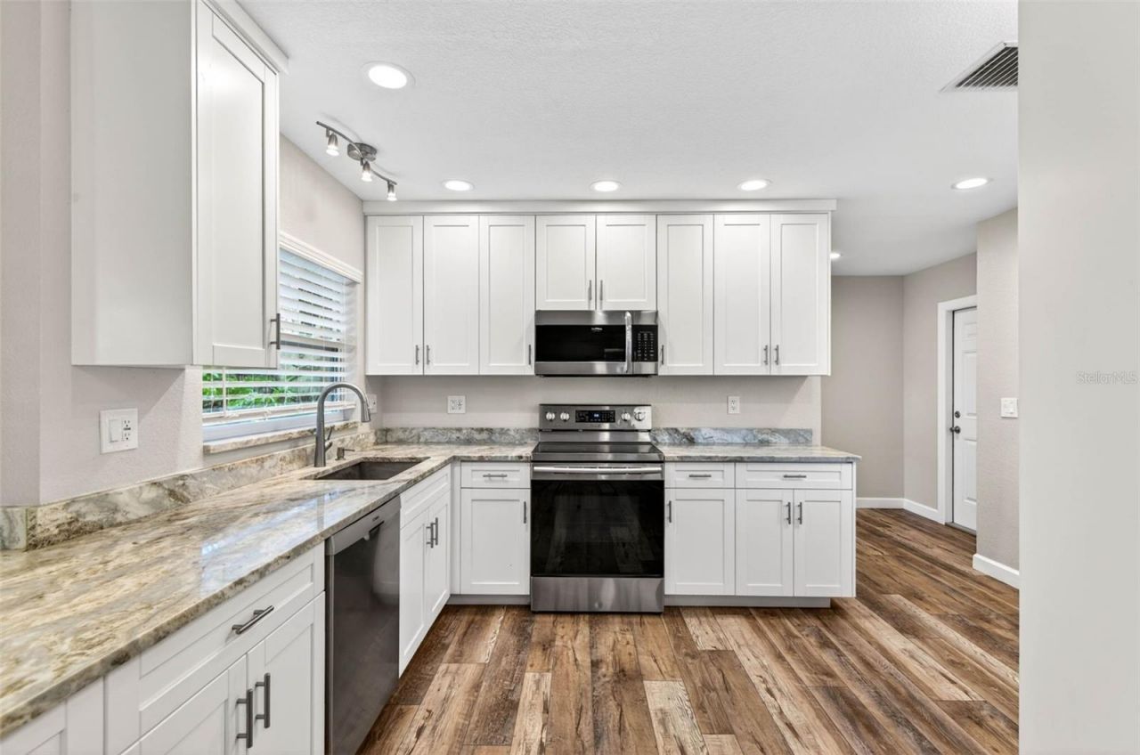 7 Eagle Lane, Palm Harbor, FL 34683 Photo