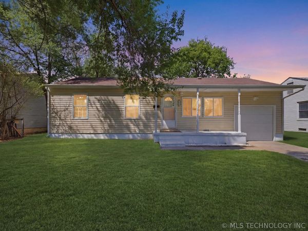 1012 N Irvington Avenue , Tulsa, OK 74115