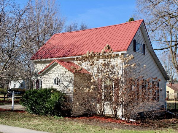 718 7th Street, Nevada, IA 50201