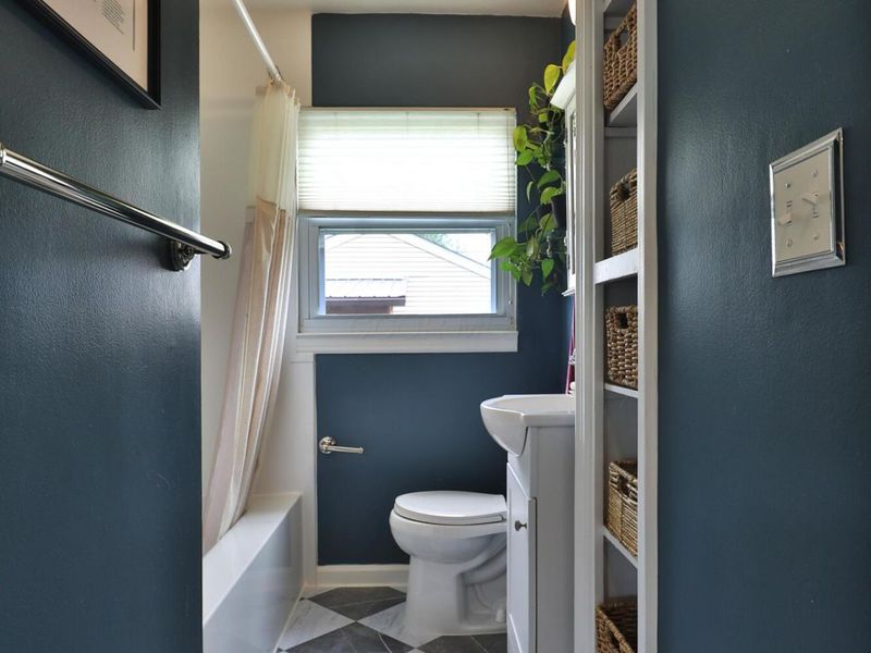 312 E Royal Forest Boulevard, Columbus, OH 43214 Photo 20