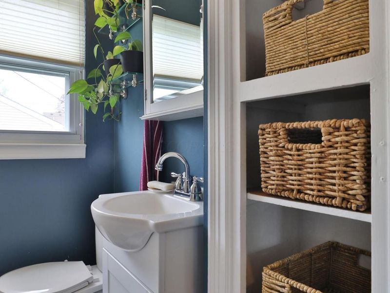 312 E Royal Forest Boulevard, Columbus, OH 43214 Photo 21