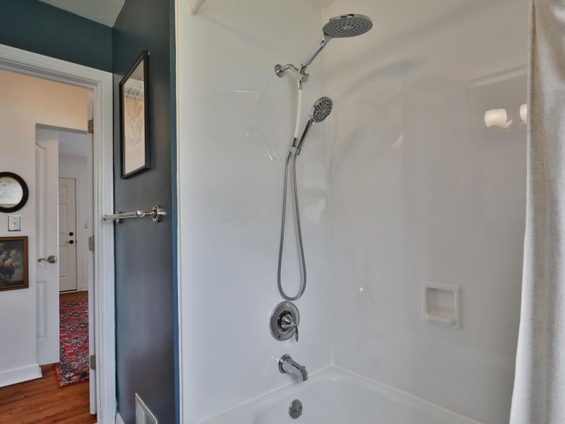 312 E Royal Forest Boulevard, Columbus, OH 43214 Photo 22