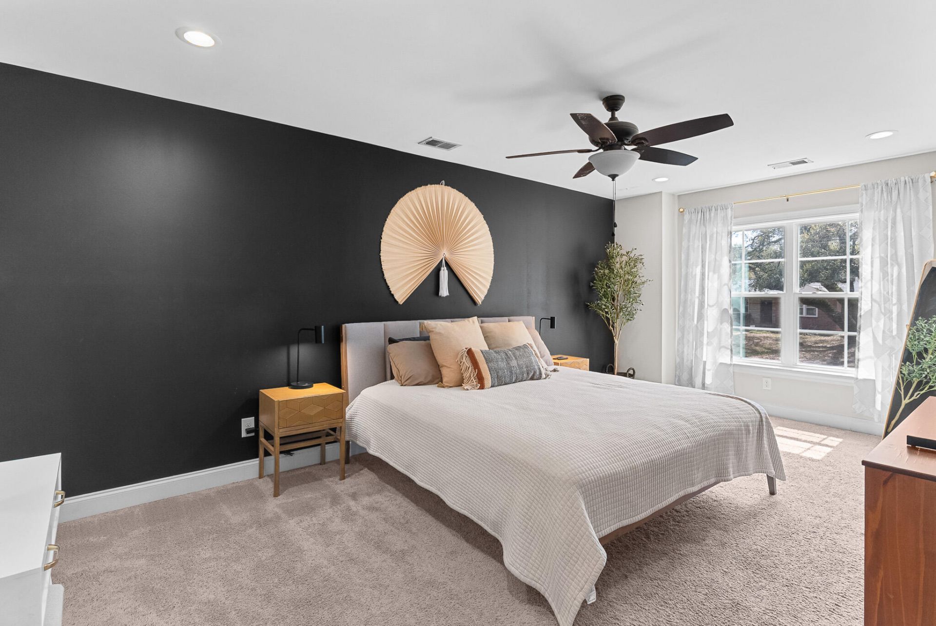 1168 Braddock Avenue Photo 18