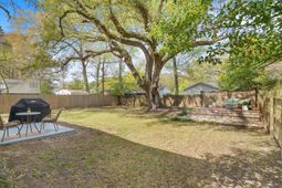 1168 Braddock Avenue photo 4