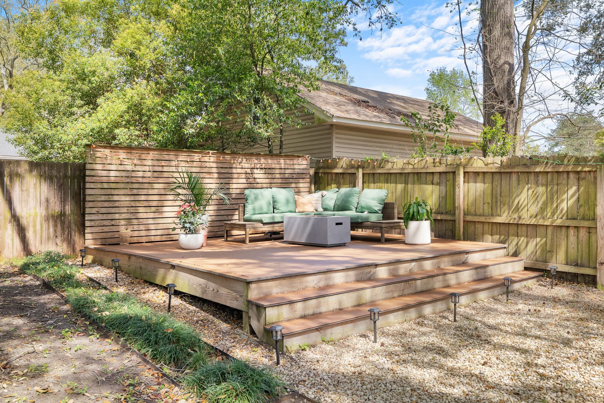 1168 Braddock Avenue Photo 7