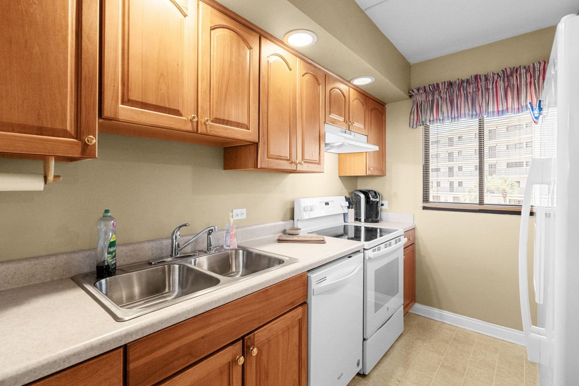 423 Parker Dr. Photo 16