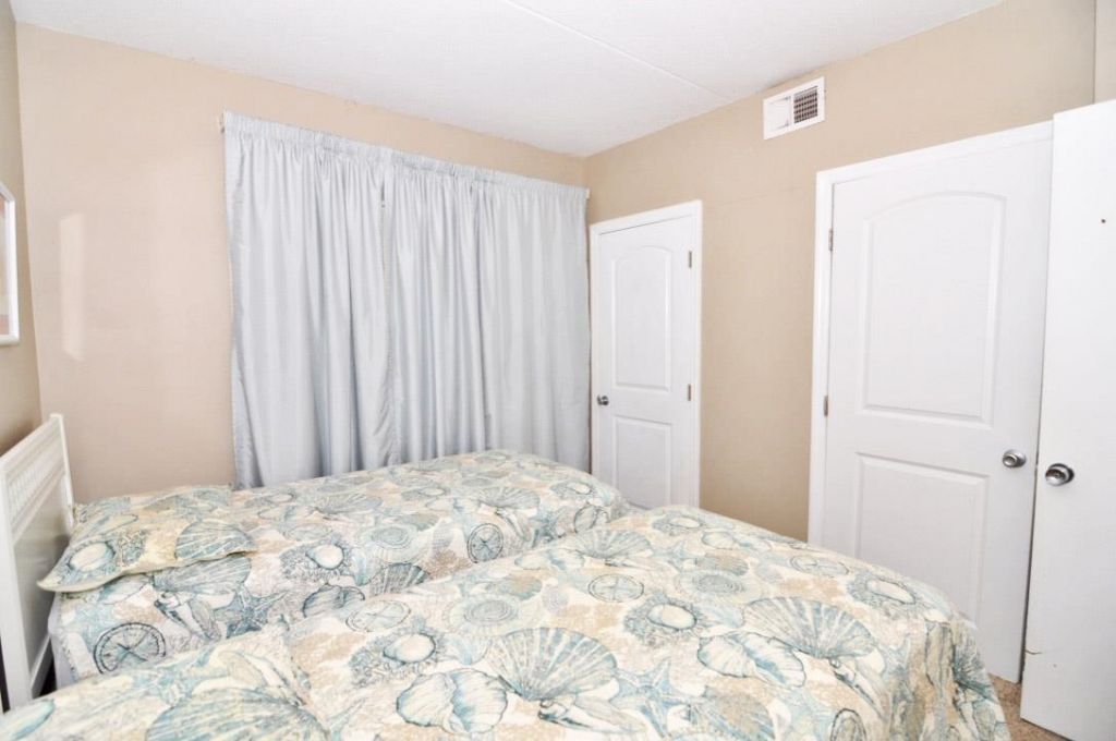 423 Parker Dr. Photo 27