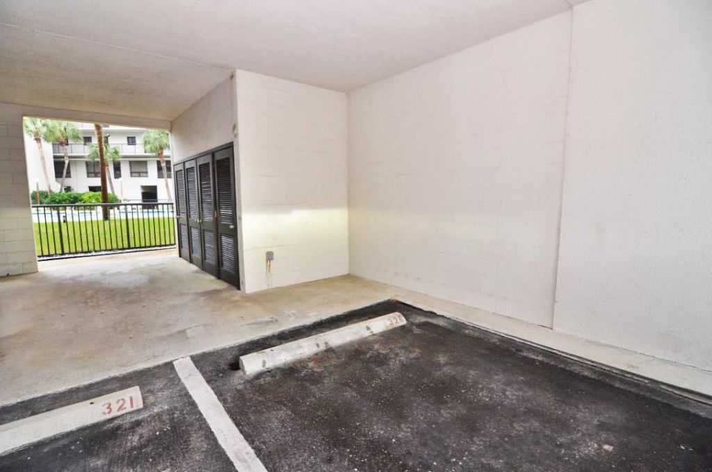 423 Parker Dr. Photo 32