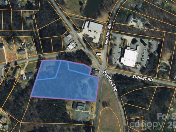 1827 Lawing Road , Charlotte, NC 28216