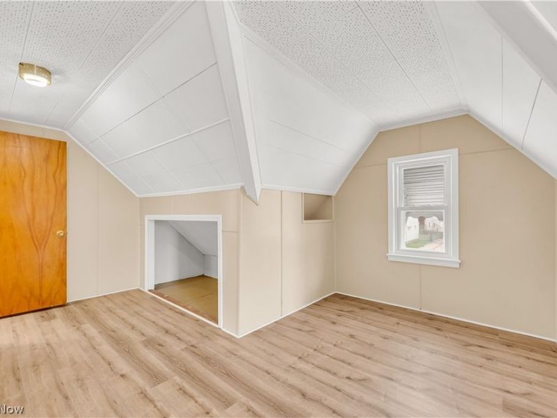 655 E 240th Street, Euclid, OH 44123 Photo 18