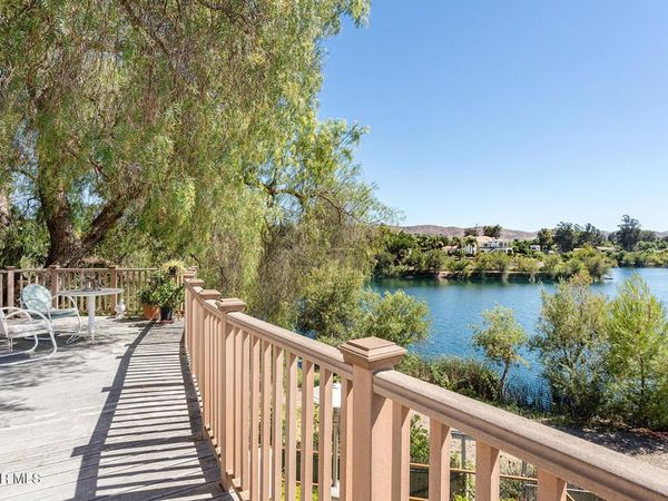 1052 Hacienda Drive, Unit A, Simi Valley, CA 93065