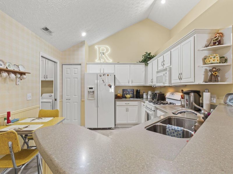 4600 Collingville Way , Unit 24, Columbus, OH 43230 Photo 12