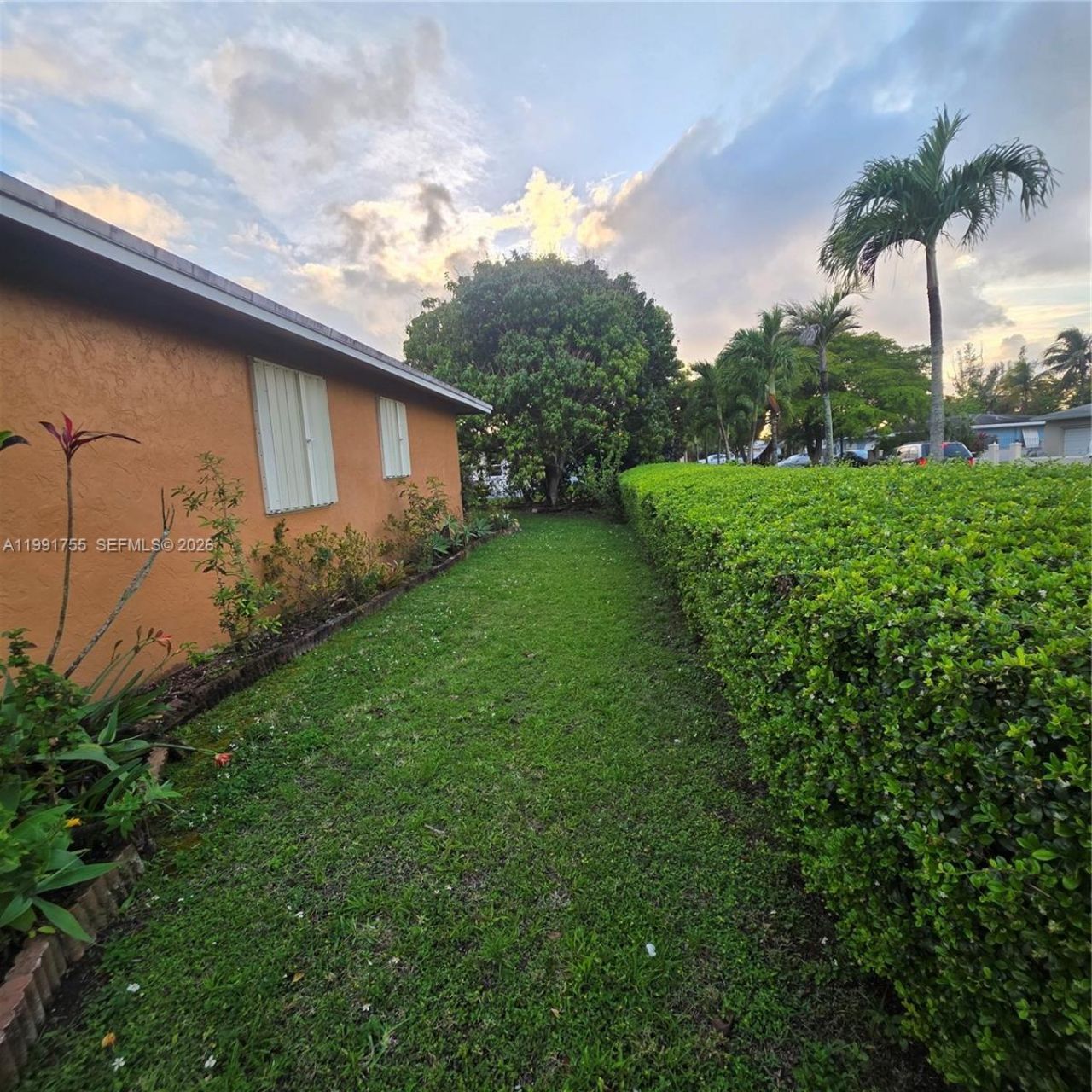 7104 SW 132nd Ct, Miami, FL 33183 Photo