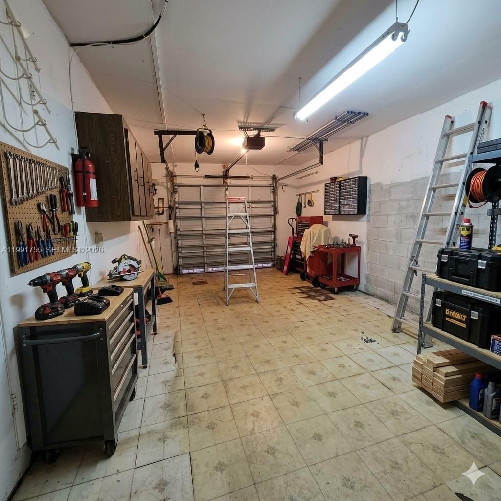 7104 SW 132nd Ct, Miami, FL 33183 Photo