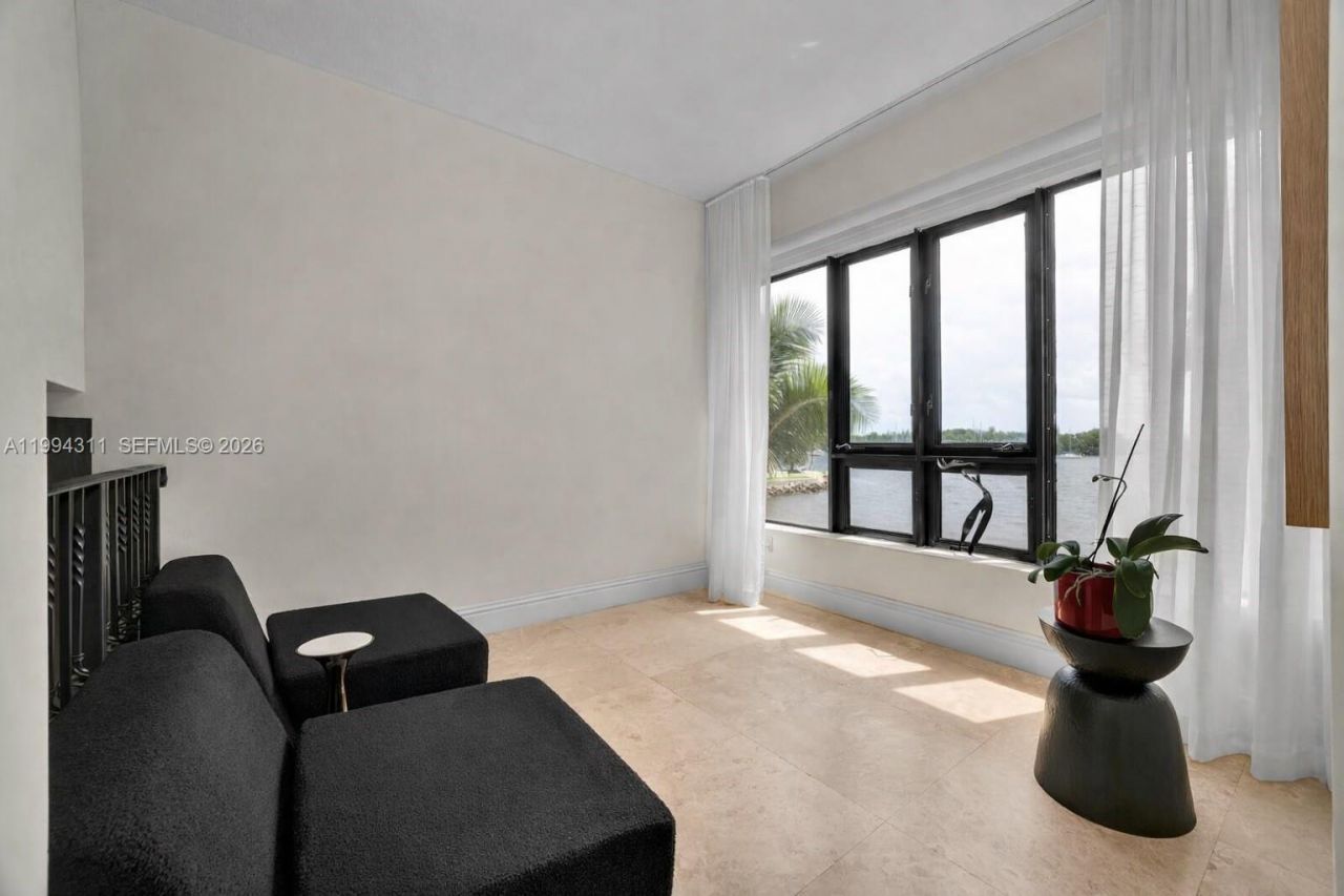 3471 Main Hwy, Unit 619, Miami, FL 33133 Photo