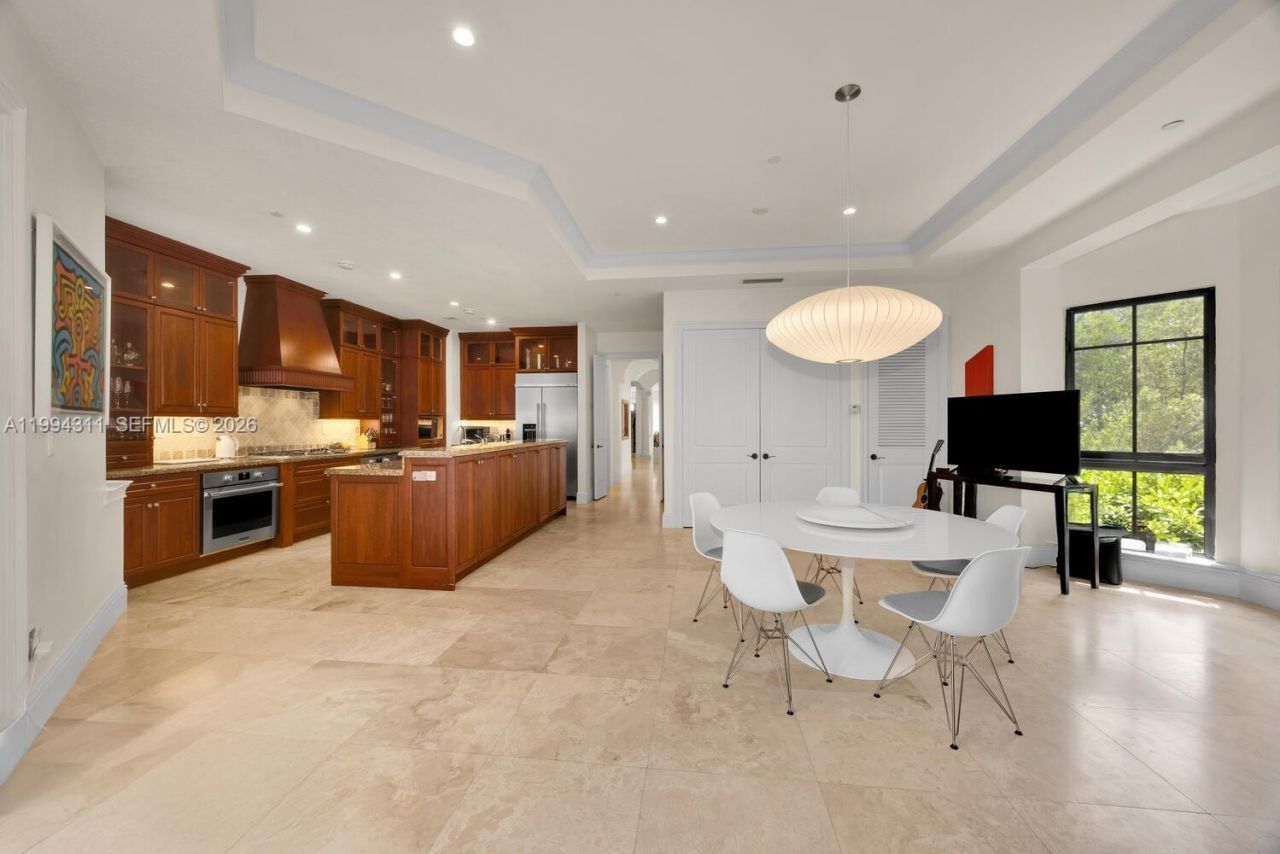 3471 Main Hwy, Unit 619, Miami, FL 33133 Photo