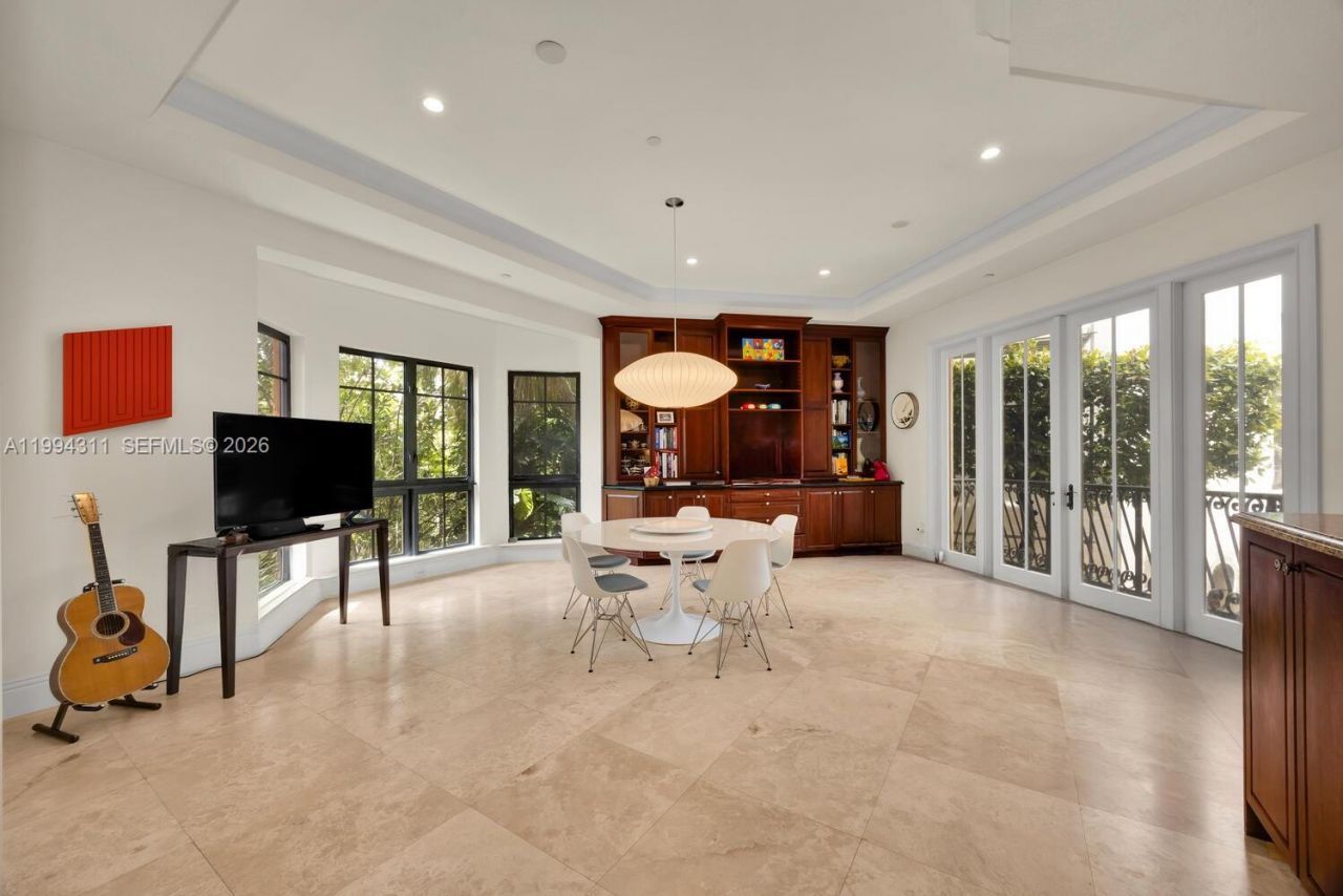 3471 Main Hwy, Unit 619, Miami, FL 33133 Photo