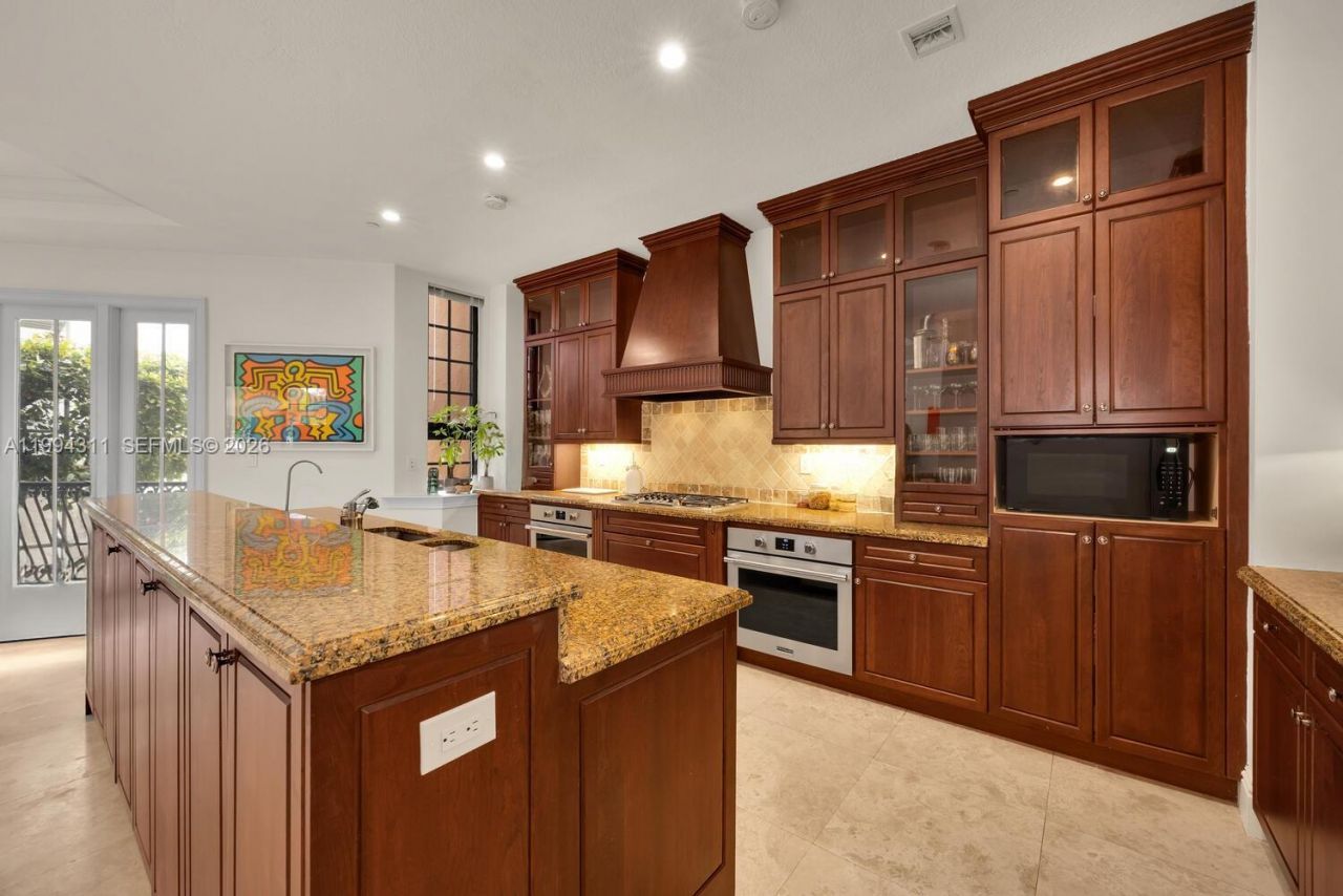 3471 Main Hwy, Unit 619, Miami, FL 33133 Photo