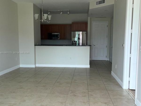 1300 Ponce De Leon Blvd, Unit 1108, Coral Gables, FL 33134