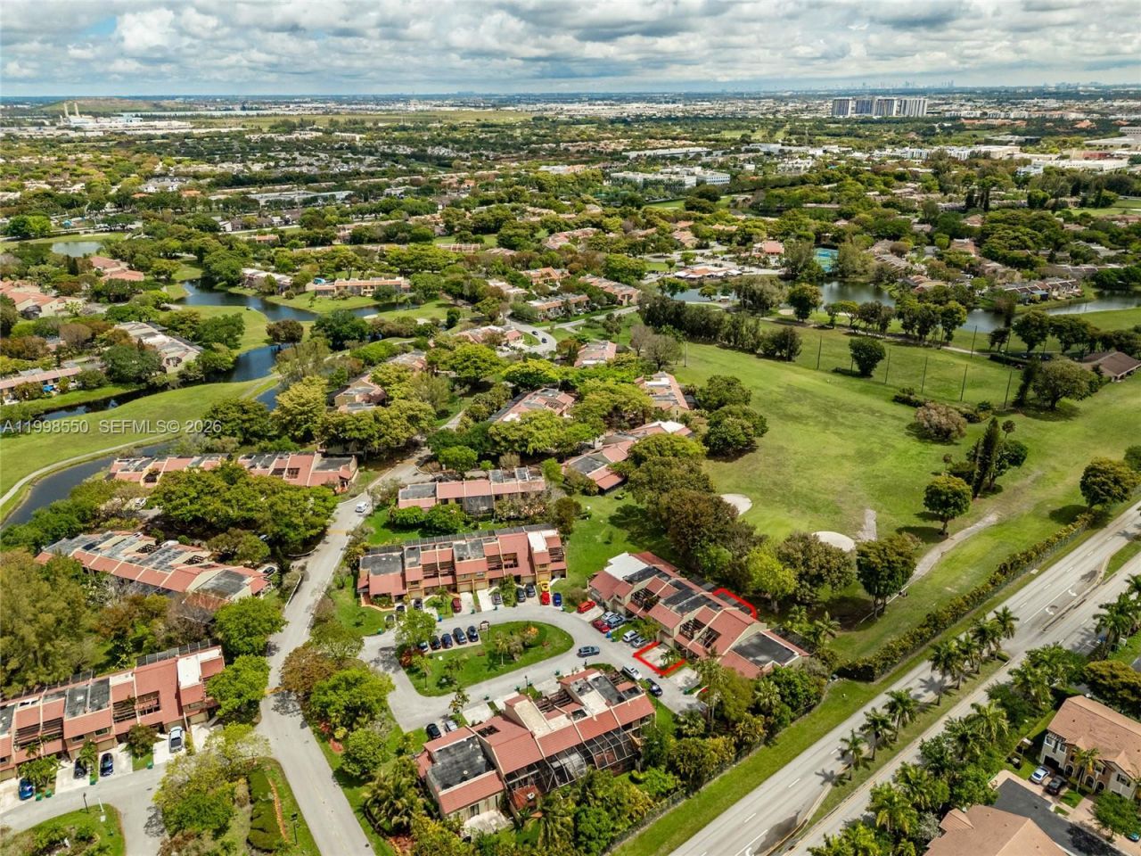 3325 Torremolinos Ave, Unit C-44, Doral, FL 33178 Photo