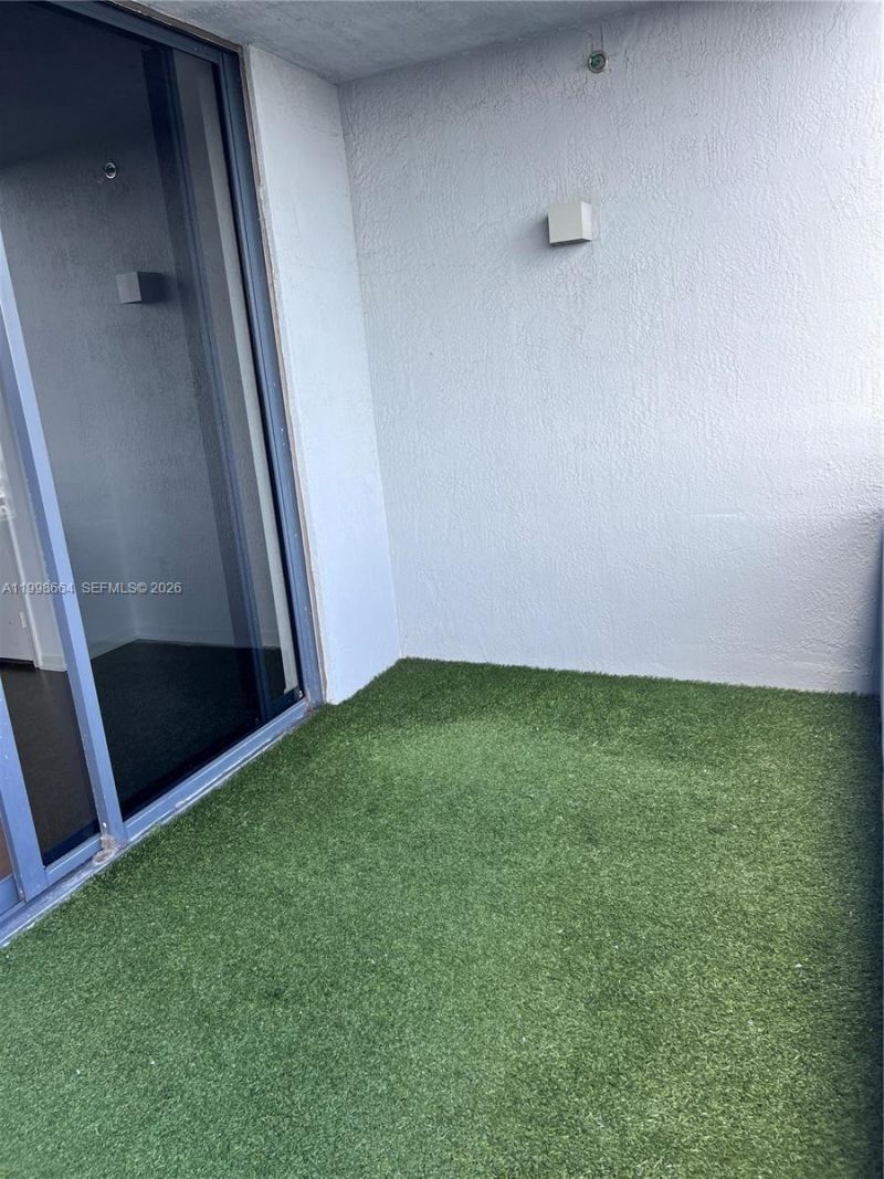 1330 West Ave, Unit 1205, Miami Beach, FL 33139 Photo