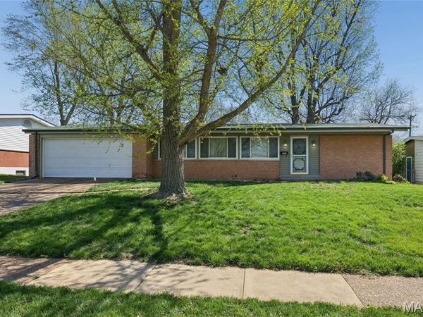 1680 Horseshoe Drive , Florissant, MO 63033