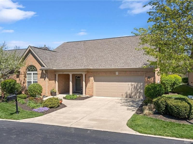 1377 Holes Creek Trace, Centerville, OH 45458 Photo 2