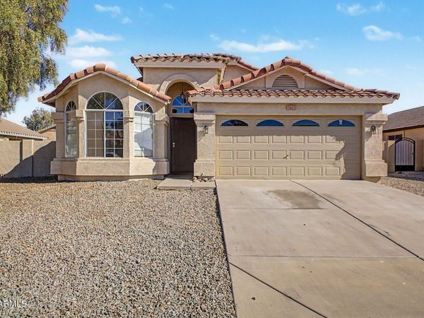 7802 W MYRTLE Avenue, Glendale, AZ 85303