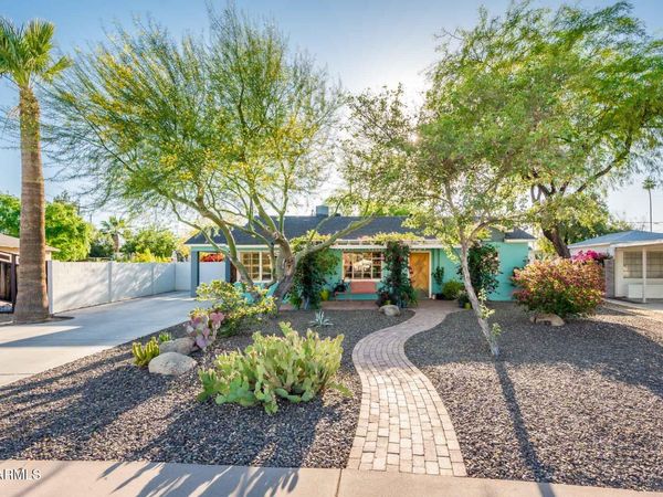 2930 N 16TH Drive, Phoenix, AZ 85015