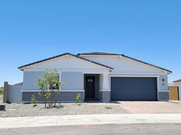 7774 W HAYWARD Avenue, Glendale, AZ 85303