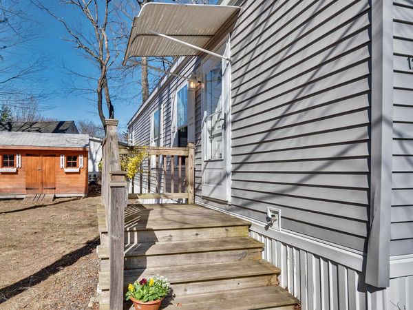 120 Robin Hood Drive, Unit 120, Exeter, NH 03833