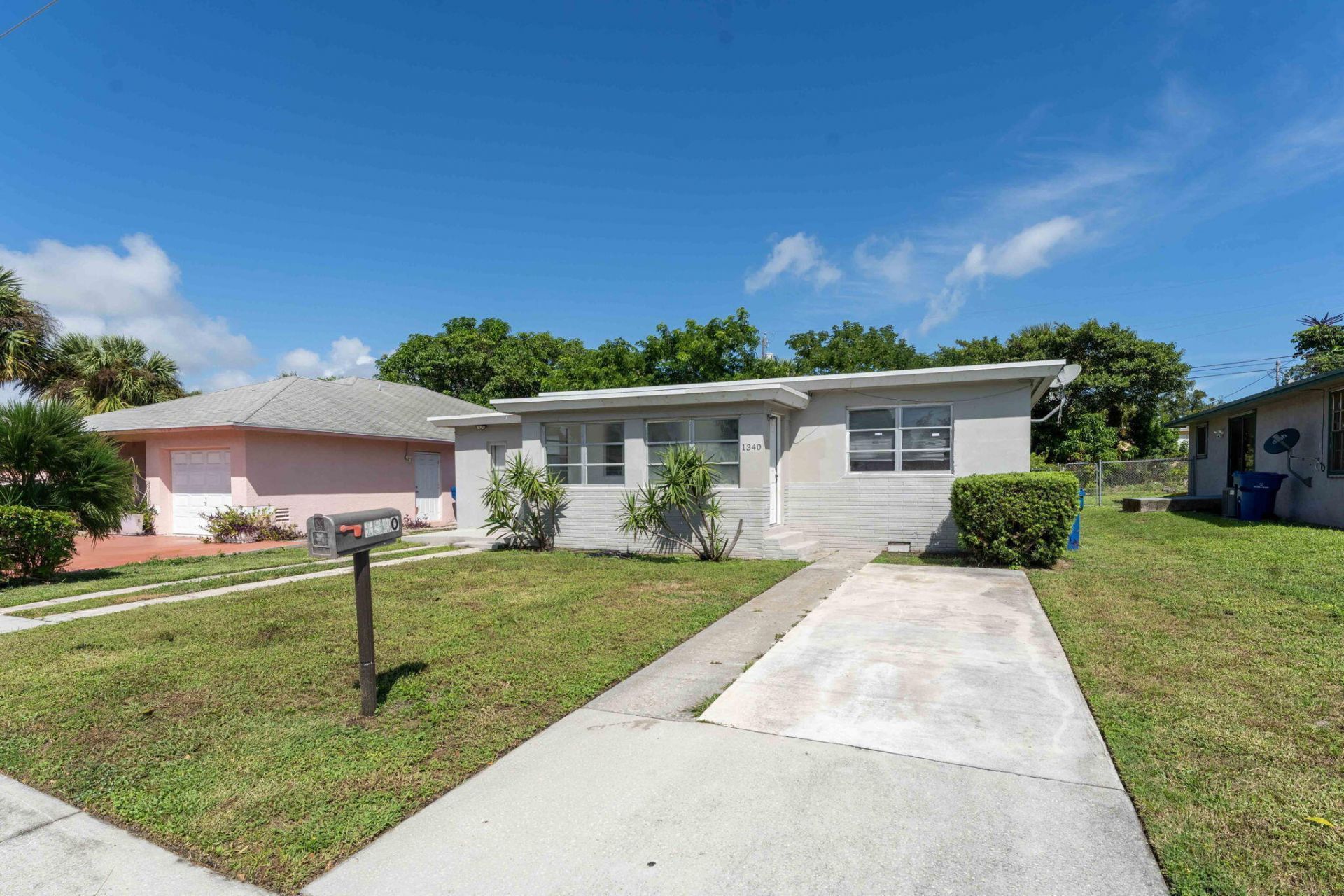 1340 W 33rd Street, Riviera Beach, FL 33404 Photo