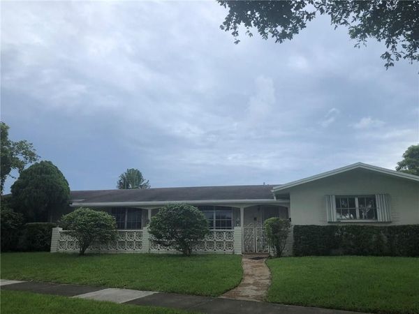 321 E Chaminade Drive, Hollywood, FL 33021