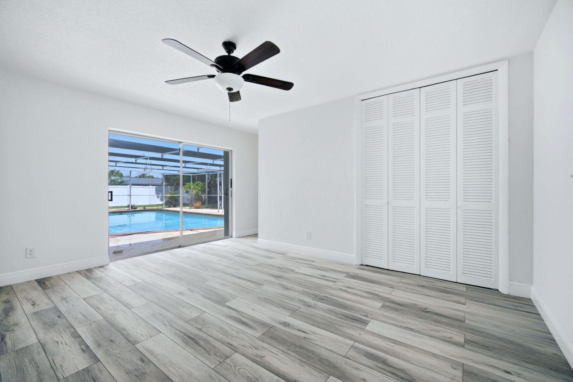 321 E Chaminade Drive, Hollywood, FL 33021 Photo