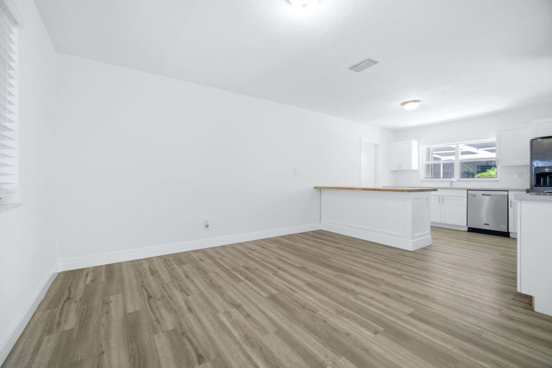 321 E Chaminade Drive, Hollywood, FL 33021 Photo