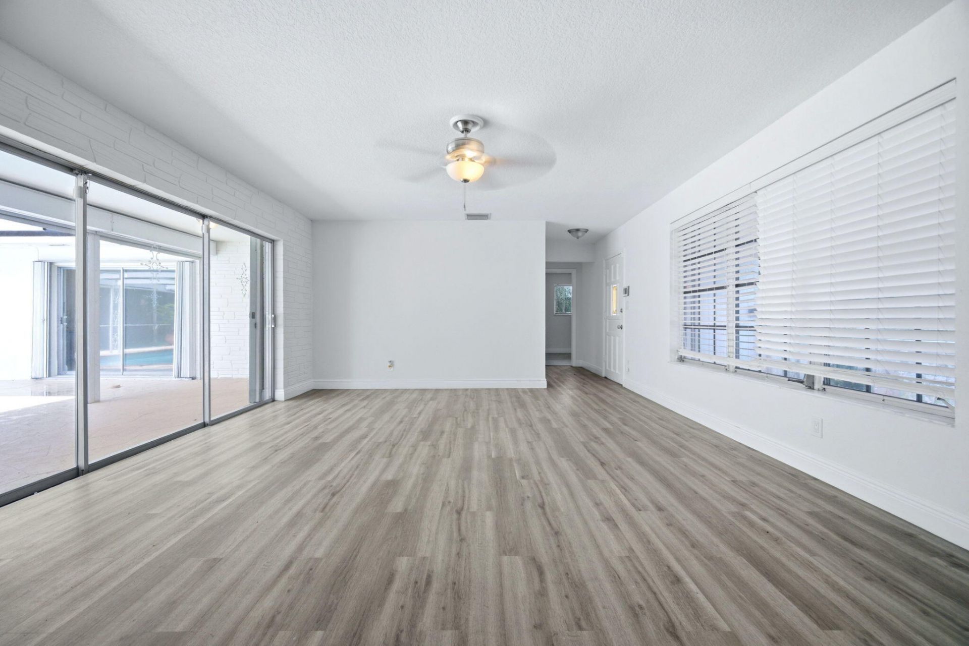 321 E Chaminade Drive, Hollywood, FL 33021 Photo
