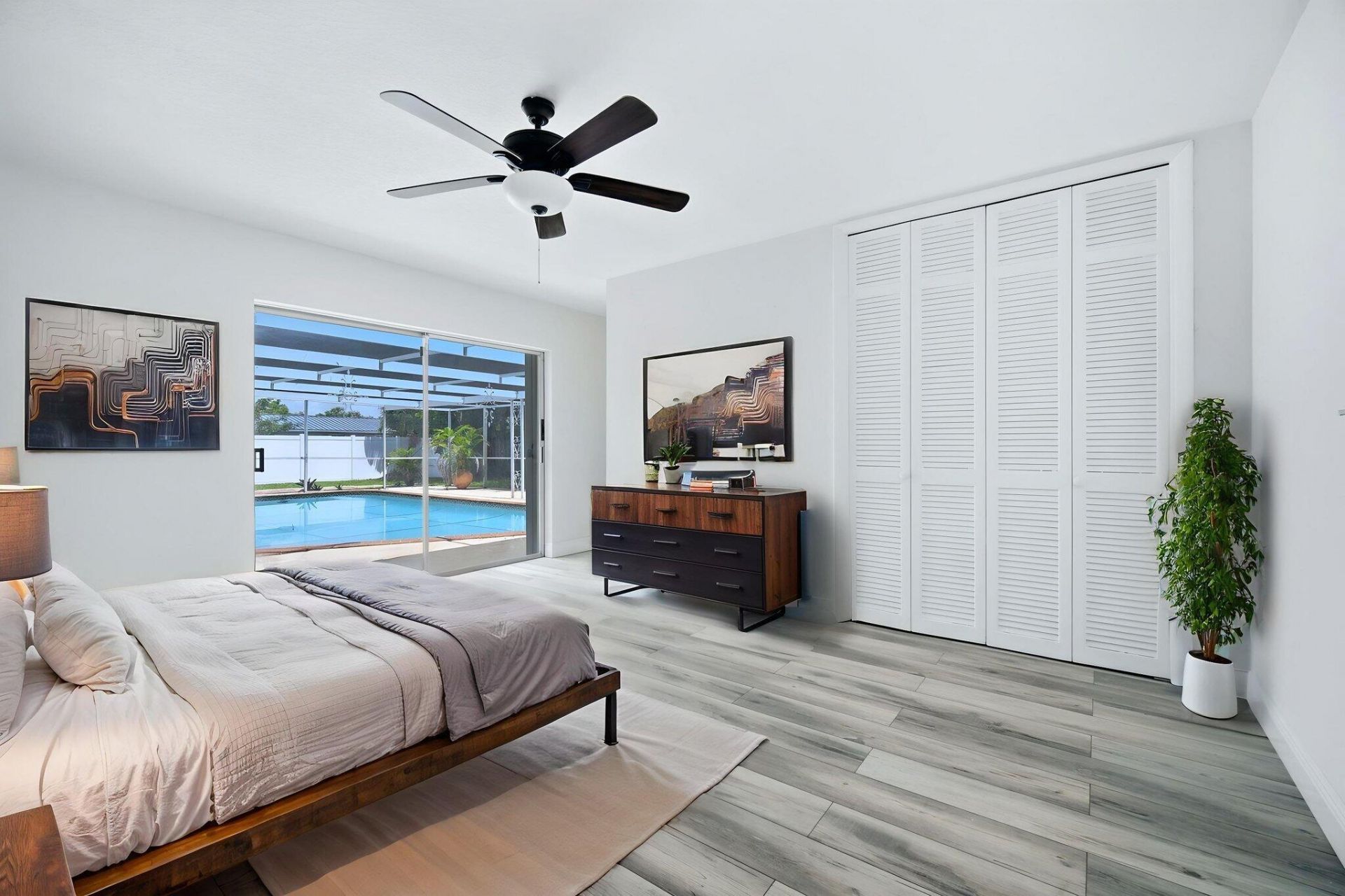 321 E Chaminade Drive, Hollywood, FL 33021 Photo