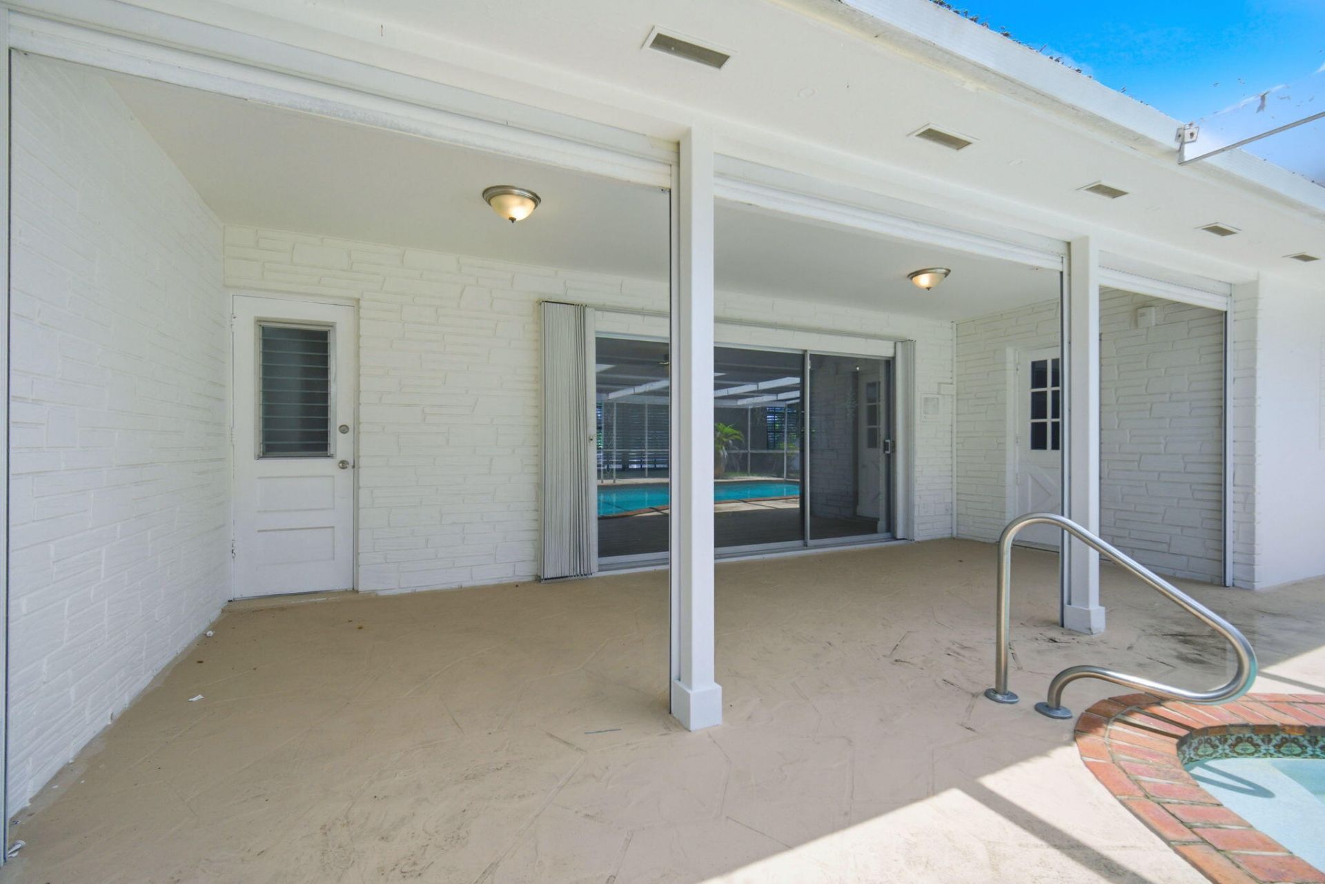 321 E Chaminade Drive, Hollywood, FL 33021 Photo